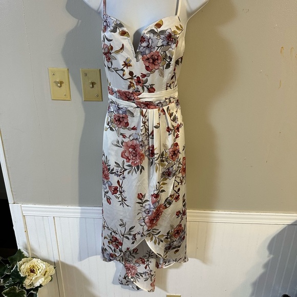 Lulu's Cream Floral Midi Dress with Pink & Purple Blooms - Picture 2 of 7